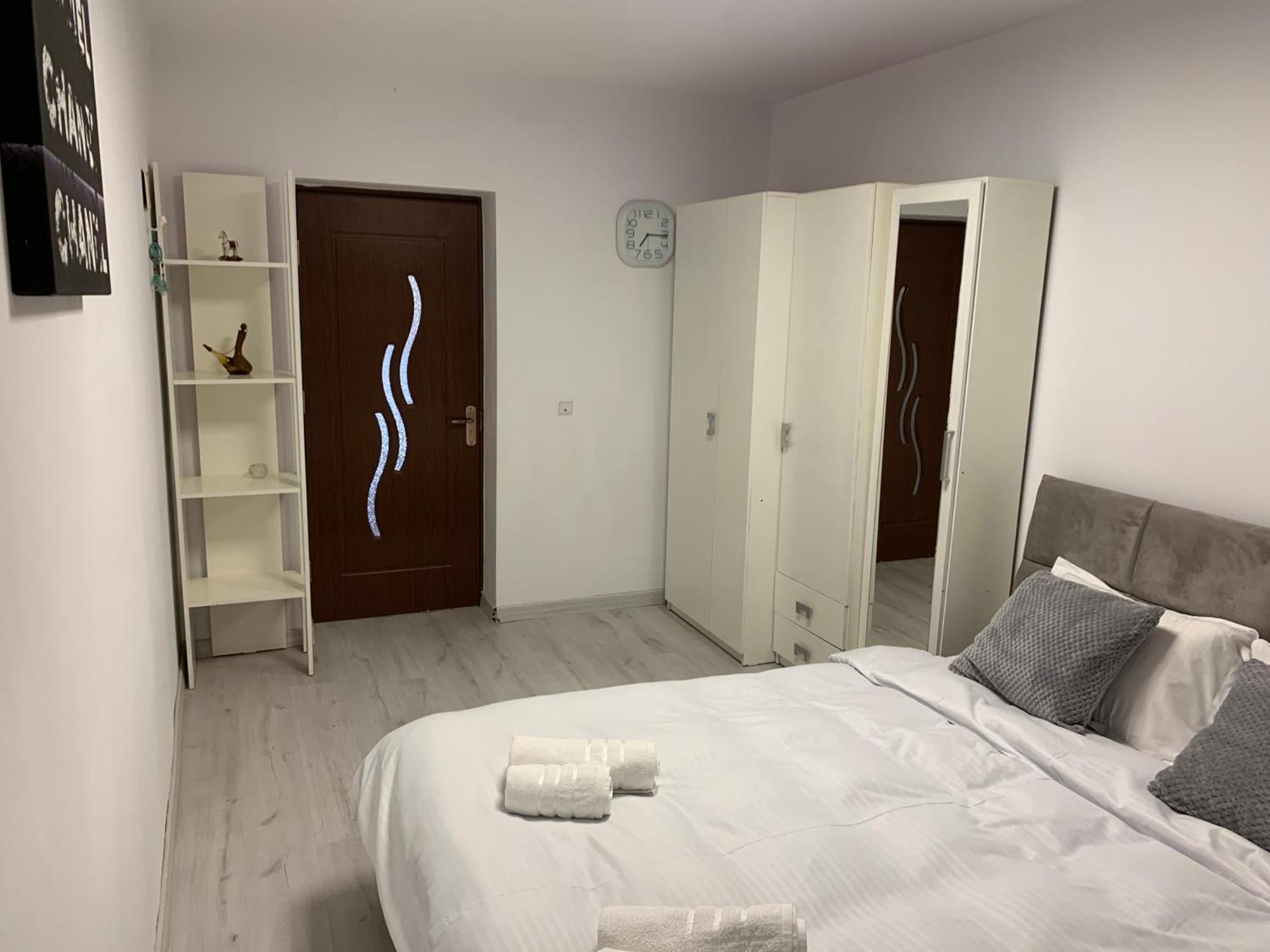 River House Apartment Cluj-Napoca Exterior foto